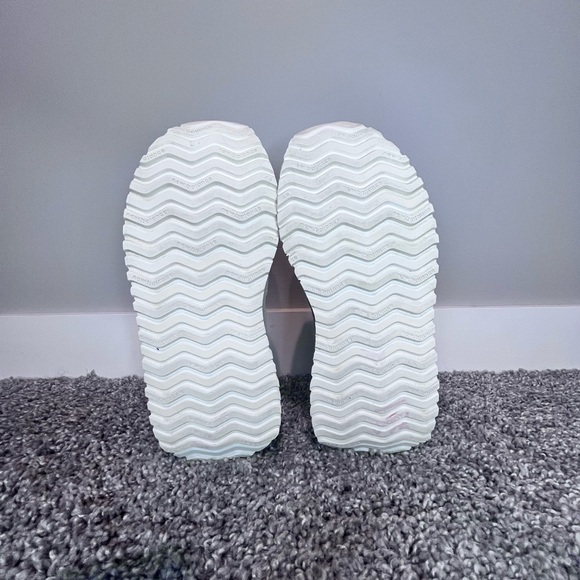 New Balance 237 Pastel Pink Blue White Women’s Size 4 GS237PC - Picture 7 of 8